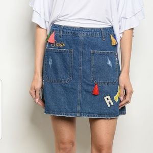 Smile denim skirt